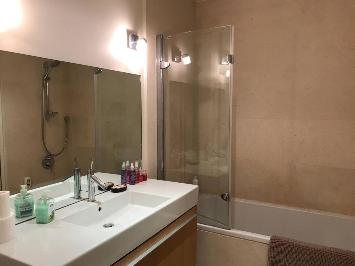 Independent One Bedroom Apartment Антиб Екстериор снимка